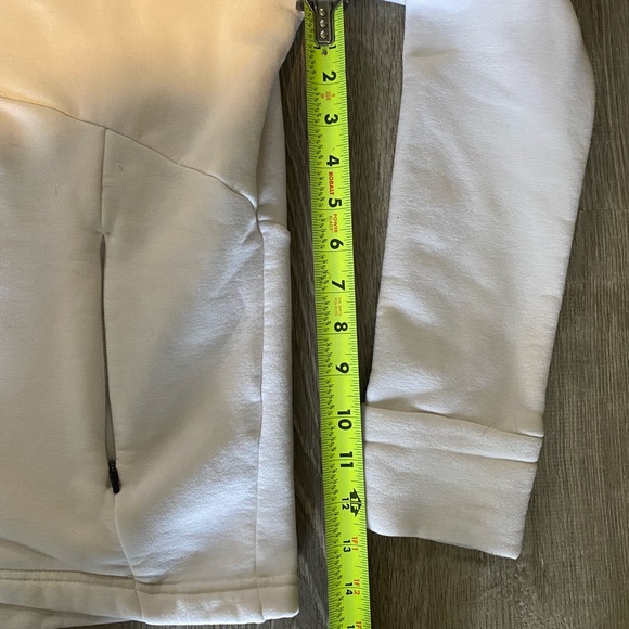 Athlete pullover - Picture 5 of 5